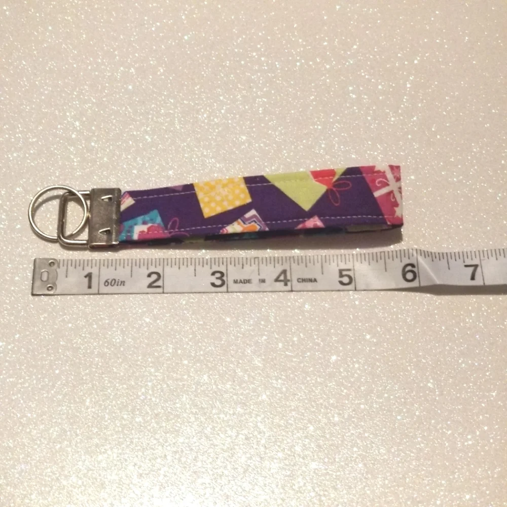 Key Fob - Picture 4 of 4